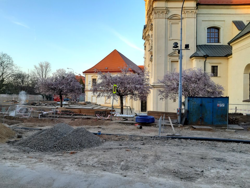 OKOLI VOJENSKA NEMOCNICE BRNO 20190401 85