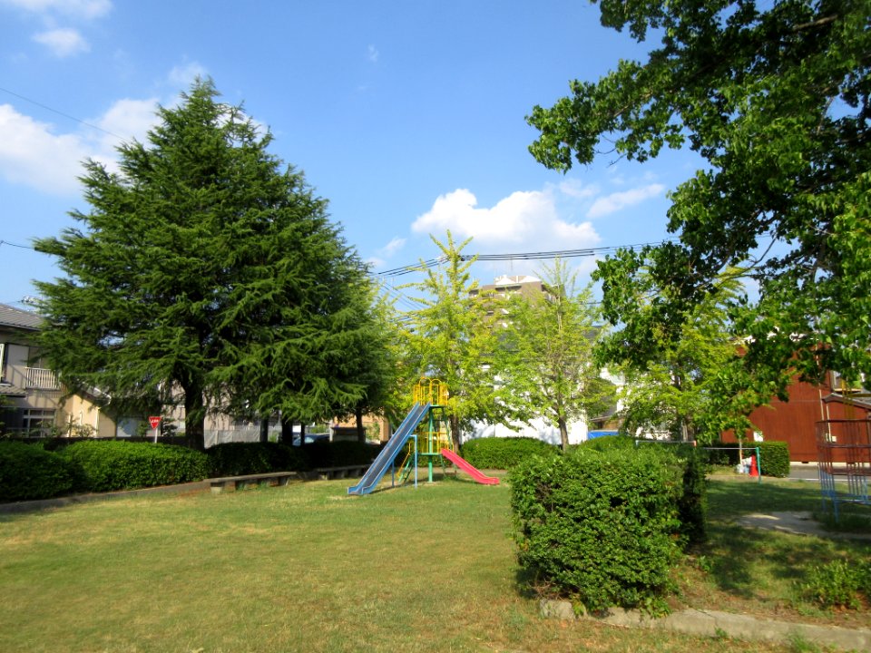 Okazaki-Hinanaka-Park-1