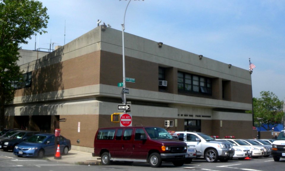 NYPD 114 Pct 34 St Astoria Blvd jeh