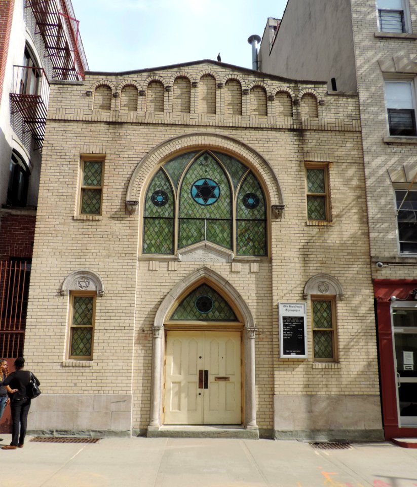 Old Broadway Synagogue sun jeh
