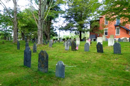 Old Burial Ground - Sturbridge, Massachusetts - DSC06011