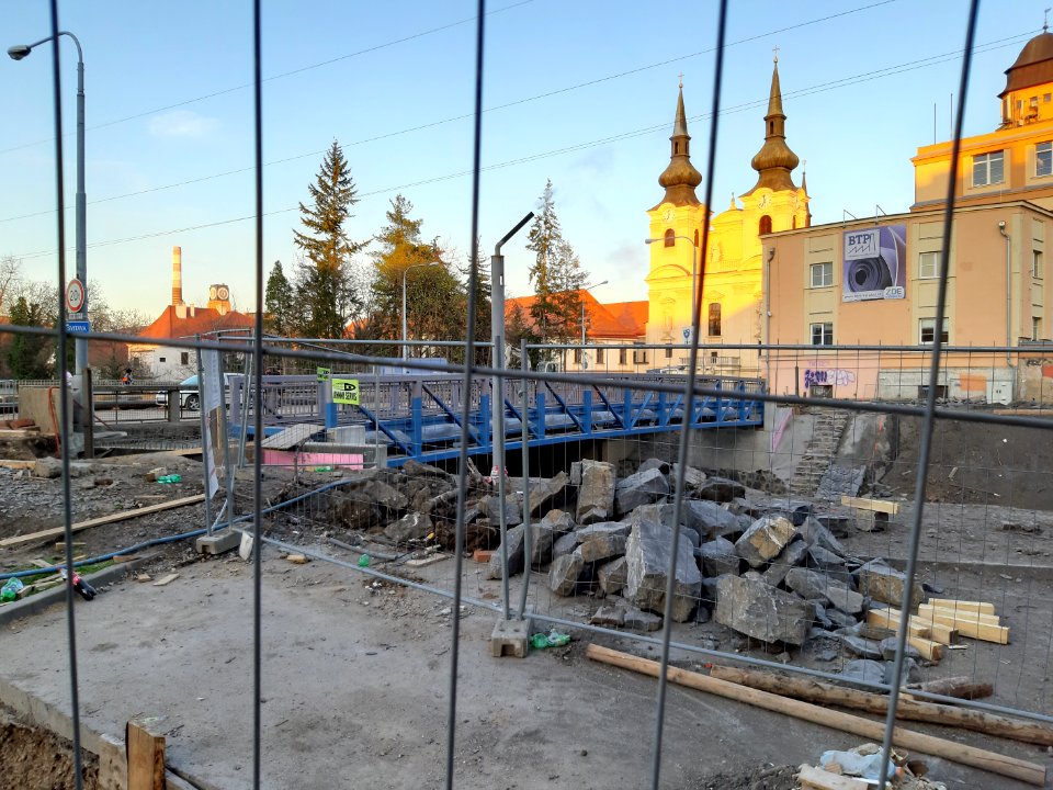 OKOLI VOJENSKA NEMOCNICE BRNO 20190401 51