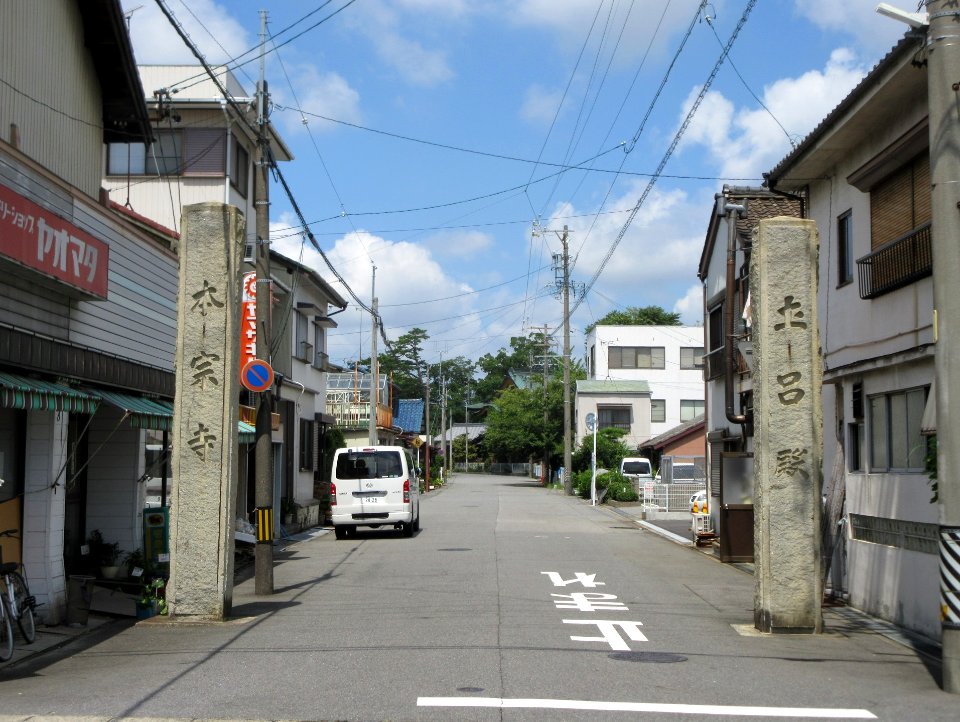 Okazaki-Honshuji-3