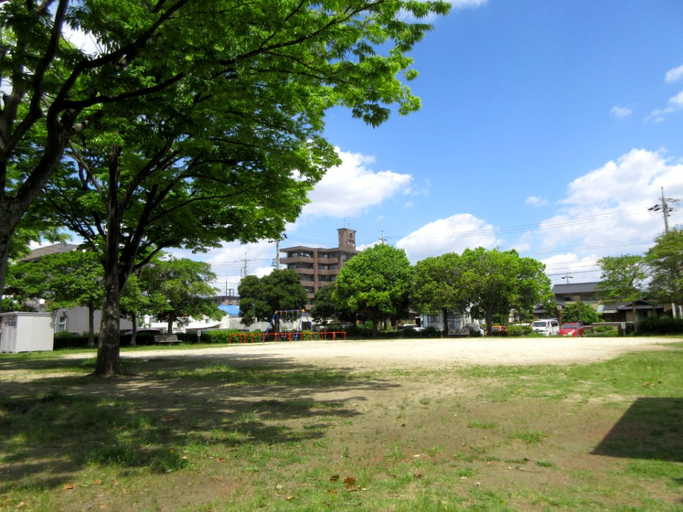 Okazaki-Kitono-Park-1