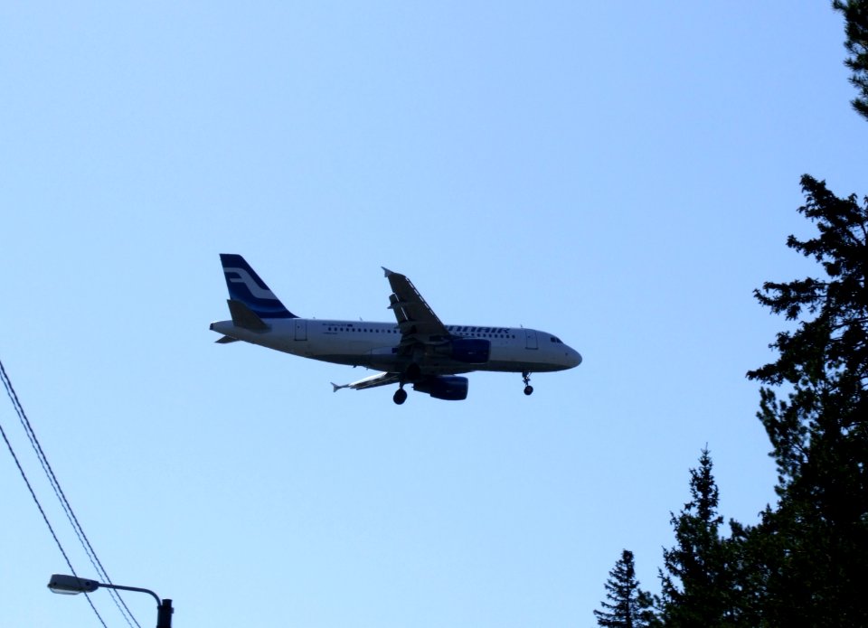 OH-LVF Oulu Airport 20070520