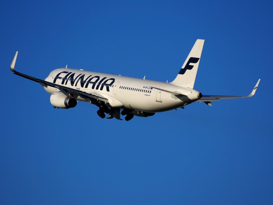 OH-LZL Finnair Airbus A321-231(WL) - cn 6083 takeoff from Polderbaan, Schiphol (AMS - EHAM) at sunset, pic3