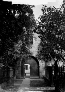 Old gateway, Trinity Hospital, Clun (1293438)