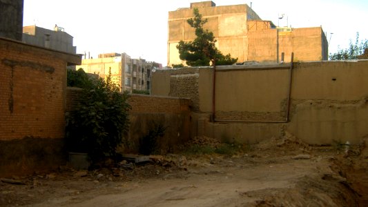 Old house destroyed near 9 floor apartment under construction - Daraei ave - Nishapur - at morning 02