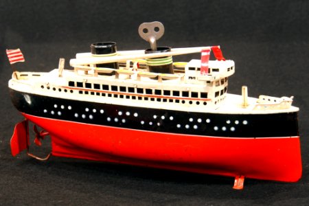 Old tin toy clock work ship, pic1