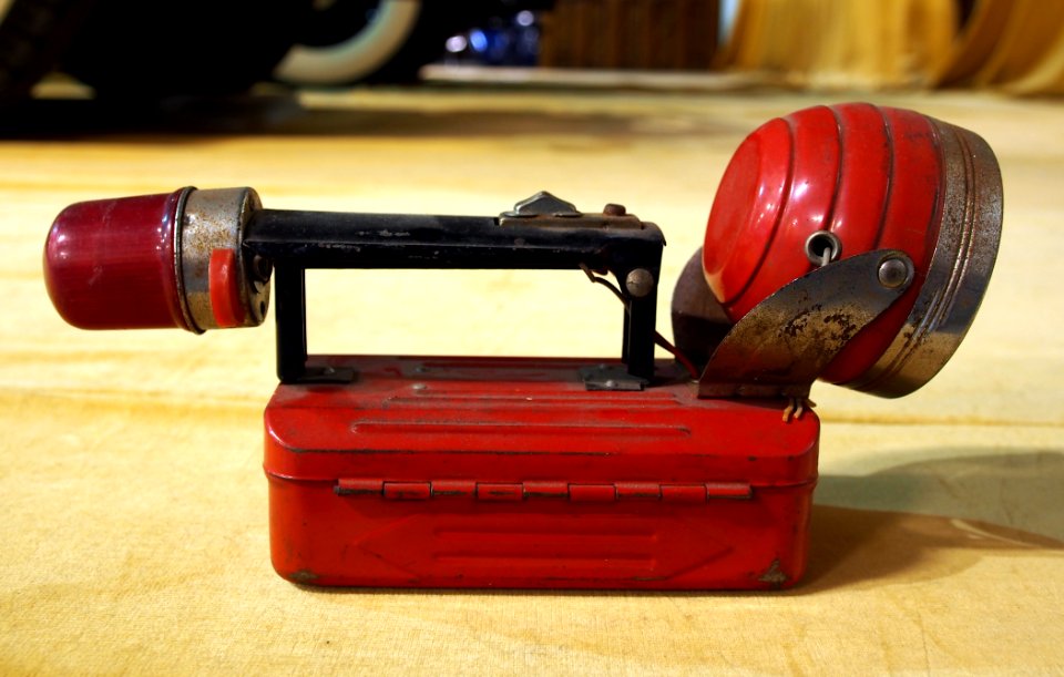 Old car flash light pic5