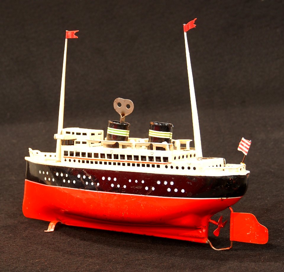 Old tin toy clock work ship, pic8
