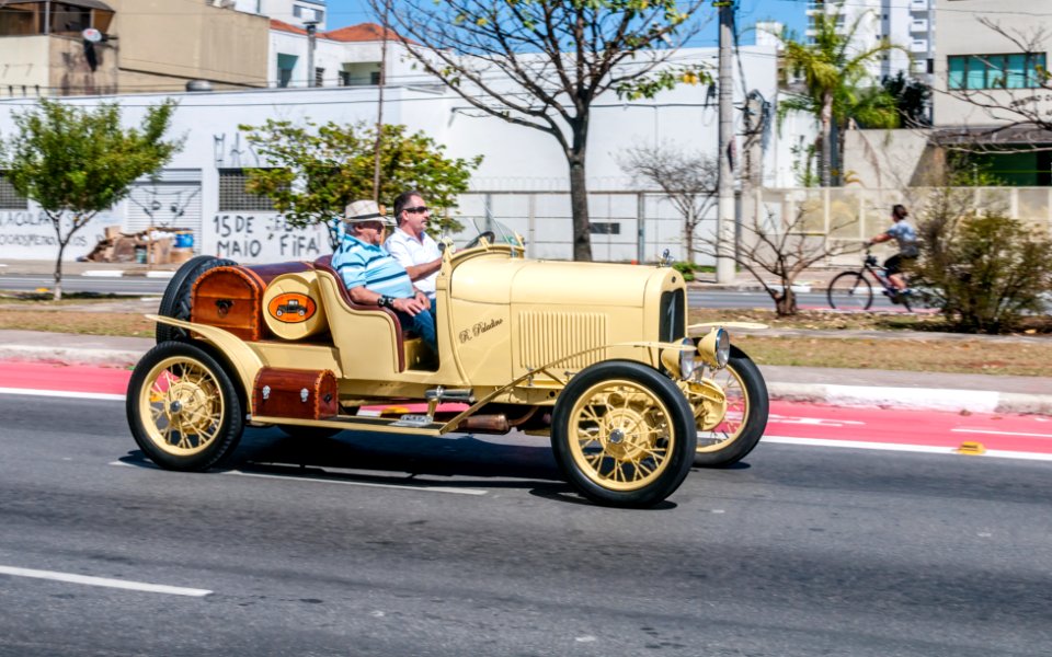 Old Car in São Paulo