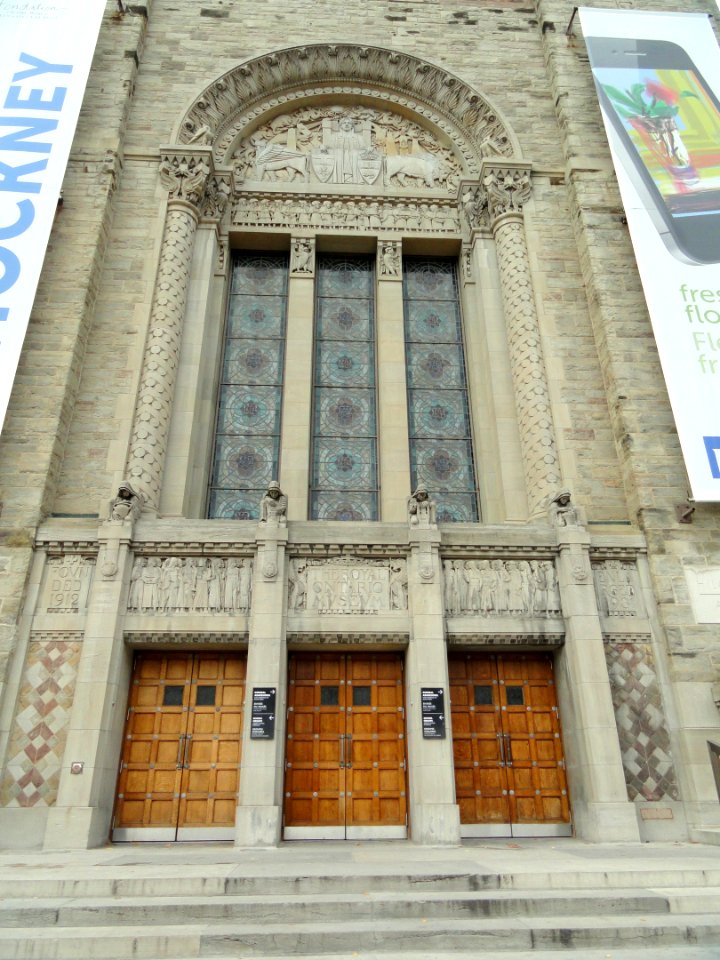 Old entrance - Royal Ontario Museum - DSC09899