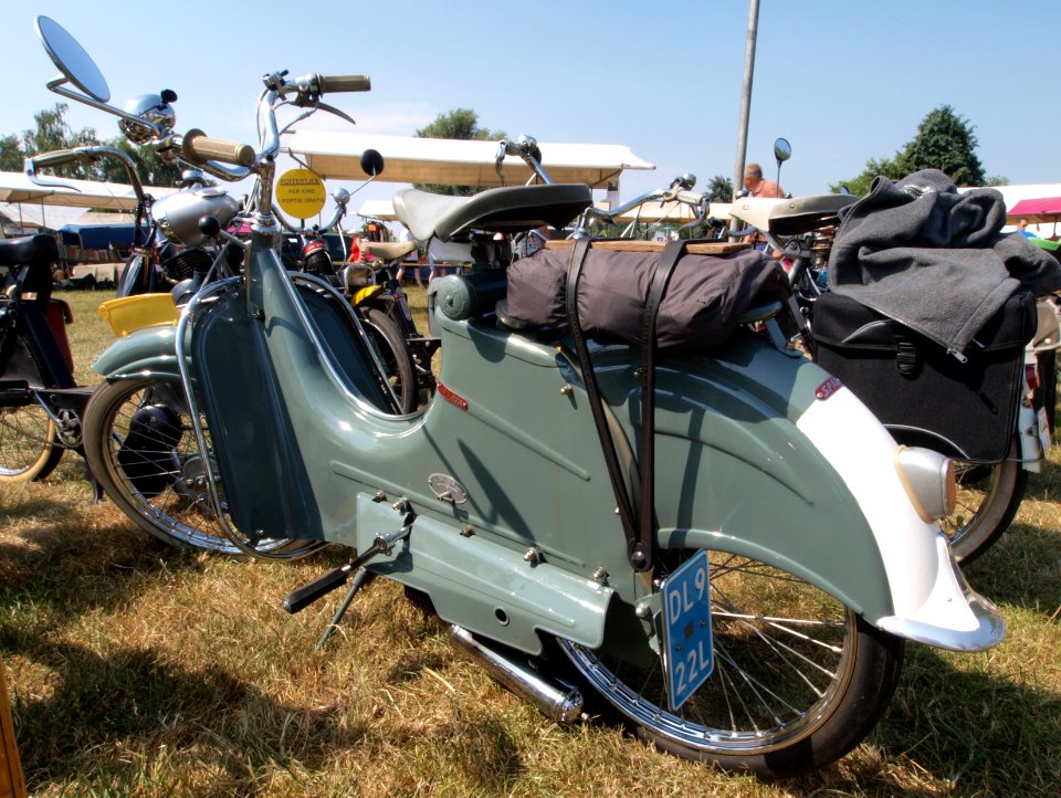 Old grey in very good condition Sparta moped pic2