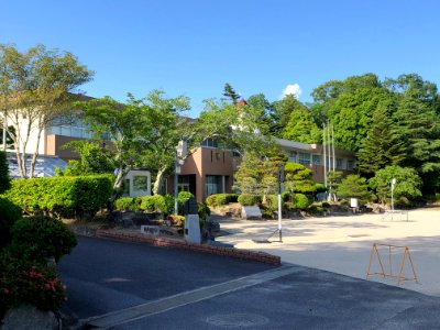 Okazaki-City-OKutono-Elementary-School-1