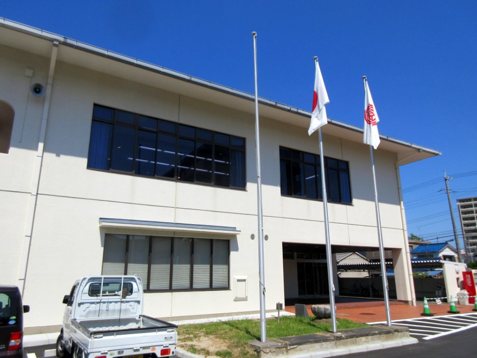 Okazaki-City-Nanbu-Civic-Center-Annex-1