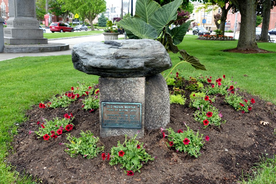 Old Indian Mortar - Leominster, Massachusetts - DSC06212