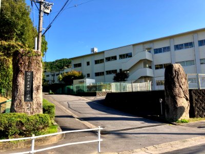 Okazaki-City-Motojuku-Elementary-School-2