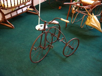 Old Children's tricycle pic1 photo
