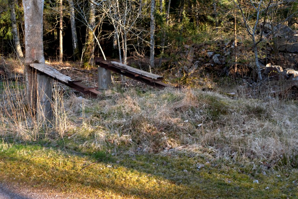 Old car inspection pit at Myrstigen 2