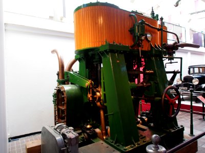 Old engine at the Teknikens och Sjöfartens hus, Science and Maritime House pic1