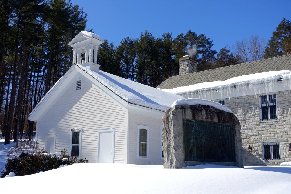 Old District 3 Schoolhouse - Bennington Museum - Bennington, VT - DSC08484