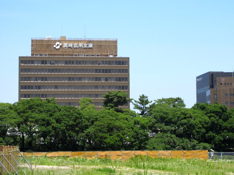 Okazaki-Shinkin-Bank-Central- Branch-1
