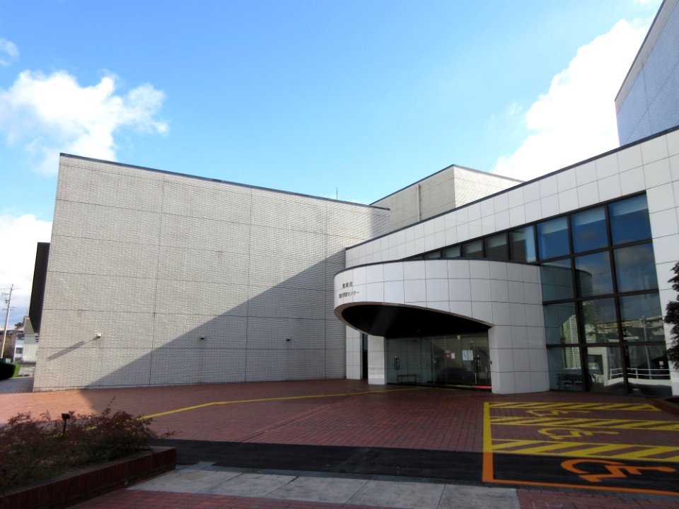 Okazaki-City-Sogo-Gakushu-Center-1