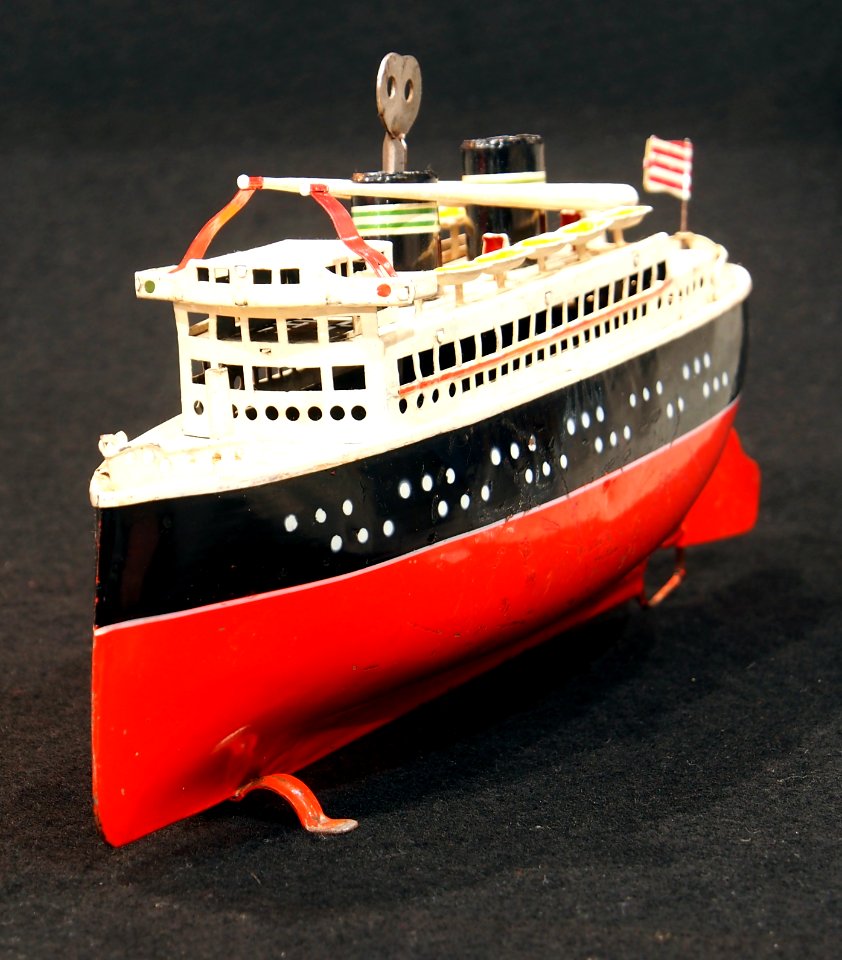 Old tin toy clock work ship, pic4