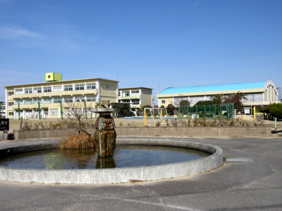 Okazaki-City-Mutsumi-chubu-Elementary-School-1