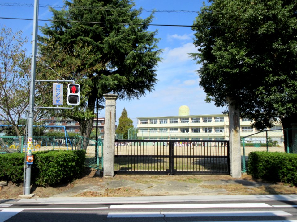 Okazaki-City-Mutsumi-Nanbu-Elementary-School-1