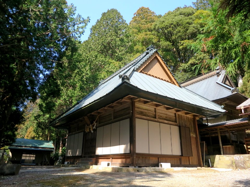 Okazaki-Yatsurugi-Jinja-1
