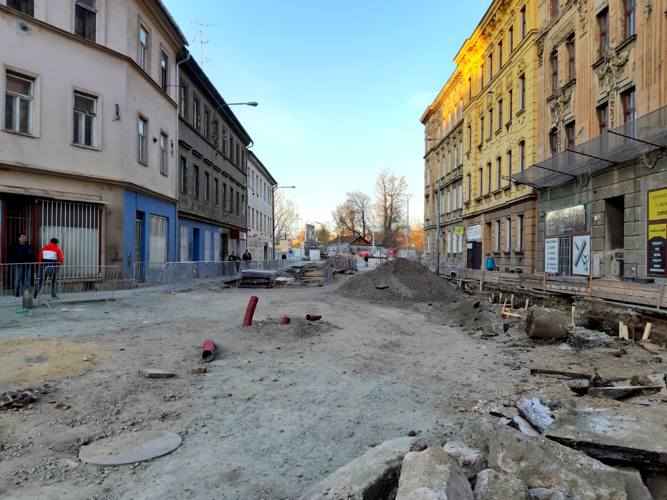 OKOLI VOJENSKA NEMOCNICE BRNO 20190401 18