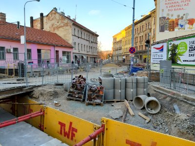 OKOLI VOJENSKA NEMOCNICE BRNO 20190401 11
