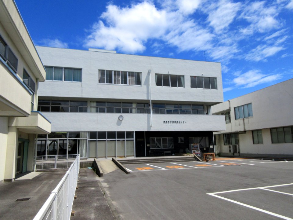 Okazaki-City-Chuou-Civic-Center-1