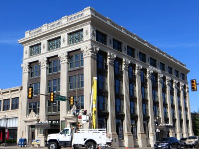 OK-OKC-OkPubCoBldg-obl
