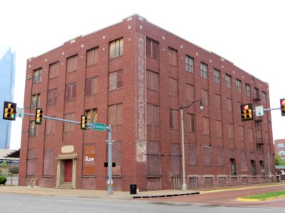 OK-OKC-EReno29-RockIslandPlowBldg-obl