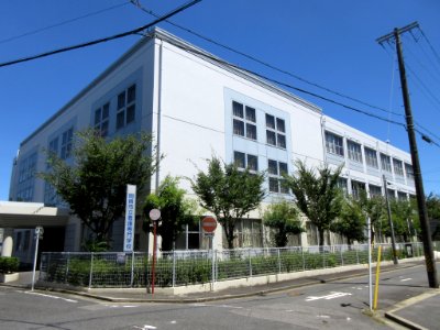 Okazaki-City-Nursing-College-2