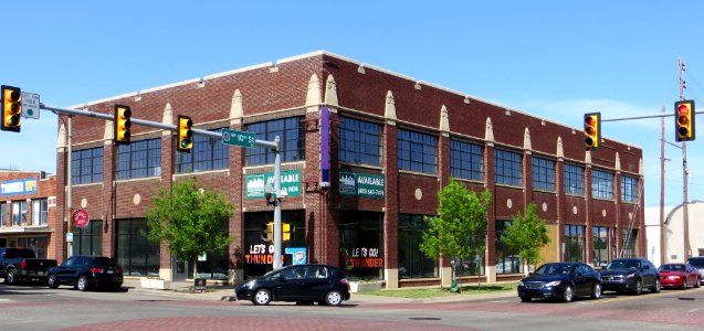 OK-OKC-Autoalley-pontiac-obl