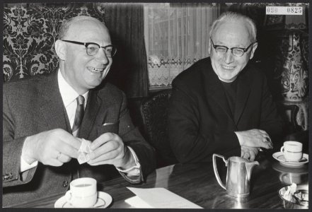 Oecumene, Bestanddeelnr 090-0825