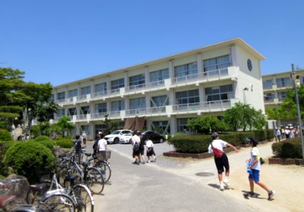 Okazaki-City-Midorigaoka-Elementary-School-3