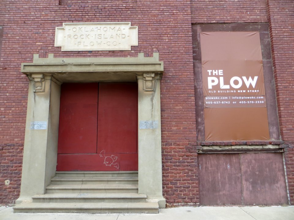OK-OKC-EReno29-RockIslandPlowBldg-door