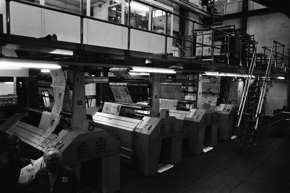 Offset rotatiepers van de Sijthoff Pers, Bestanddeelnr 931-7242