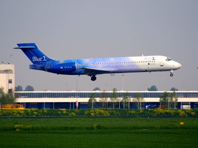 OH-BLM landing at Schiphol (AMS - EHAM), The Netherlands, pic2