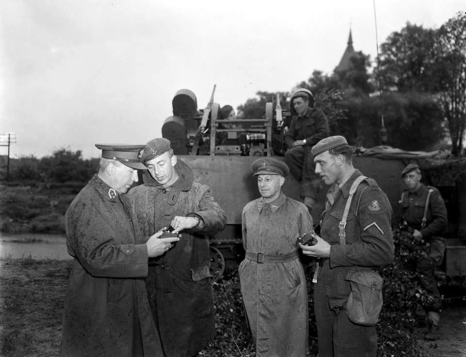Oefening Grand Repulse West Duitsland, Bestanddeelnr 905-9824