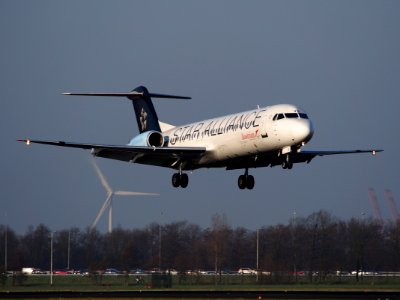OE-LVG Austrian Airlines Fokker F100, landing at Schiphol (AMS - EHAM), Netherlands, pic1