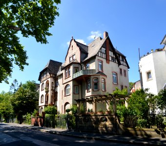 Offenbach, Bismarckstraße 207