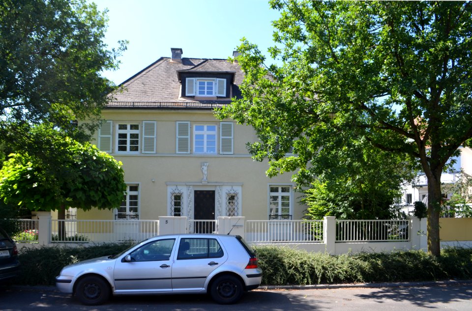 Offenbach, Blumenstraße 5