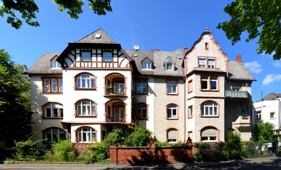 Offenbach, Bismarckstraße 209-207