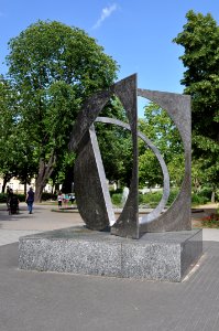 Offenbach, Büsing-Park, Skulptur the Englert Thräne